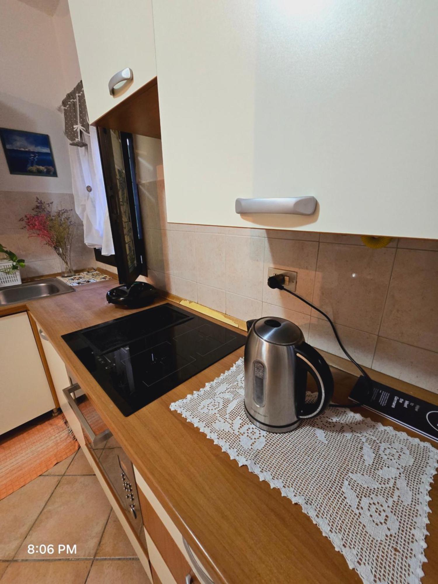Cleo Apartment